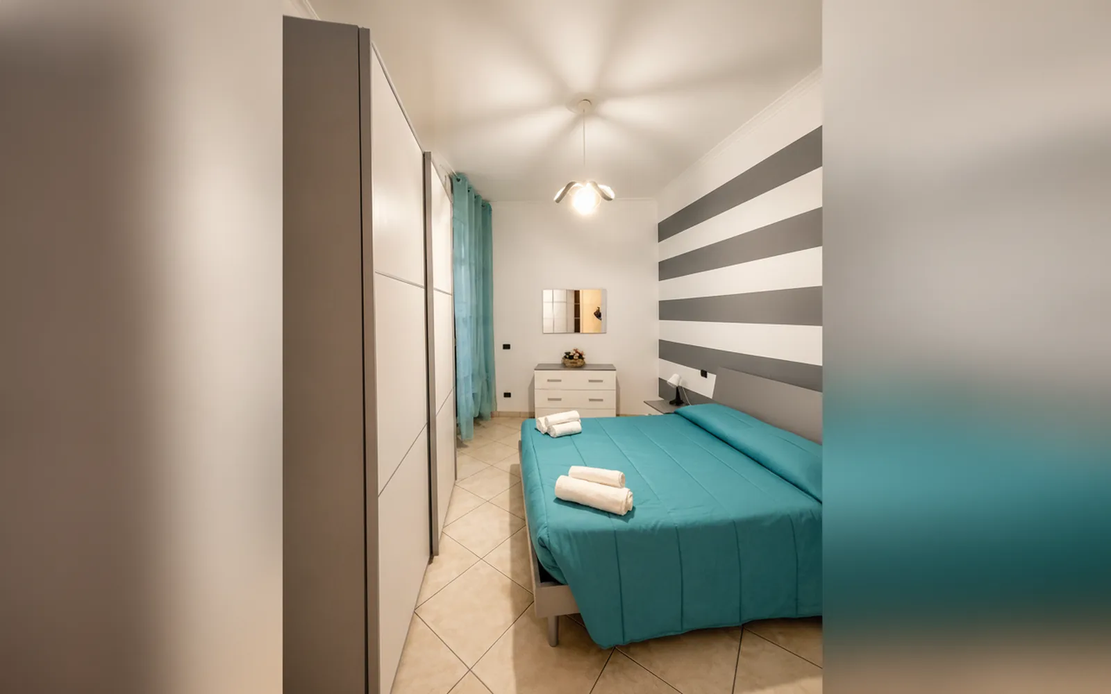Camera con bagno privato — CasaRos, Napoli (Veneto) (foto 10)