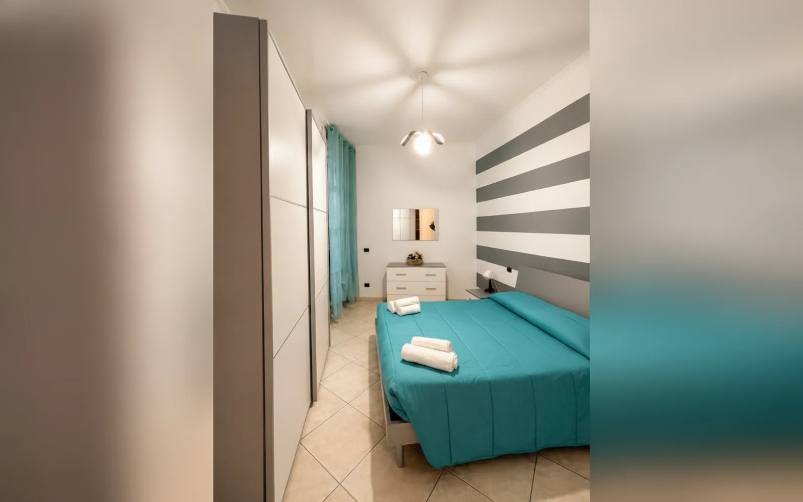 Camera con bagno privato — CasaRos, Napoli (Veneto) (foto 12)