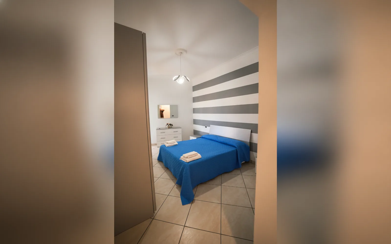 Camera con bagno privato — CasaRos, Napoli (Veneto) (foto 17)